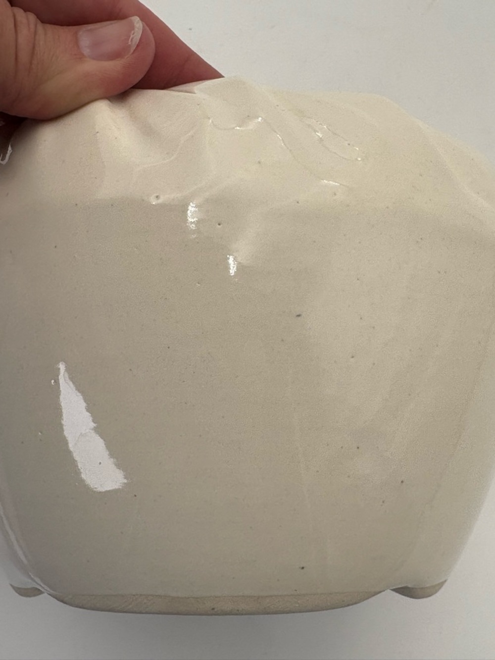 Vintage California Pottery Cream Decorative Bowl or Planter - Picture 10 of 12